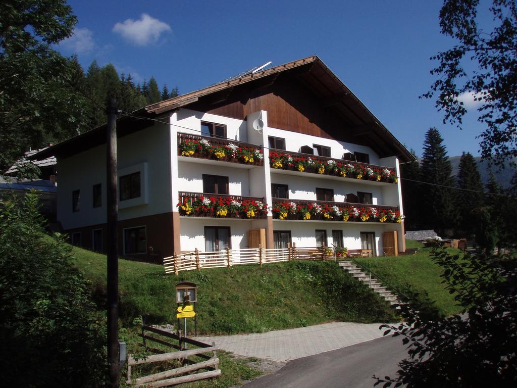 Апартаменты Haus Bergblick Бад Кляйнкирххайм Экстерьер фото
